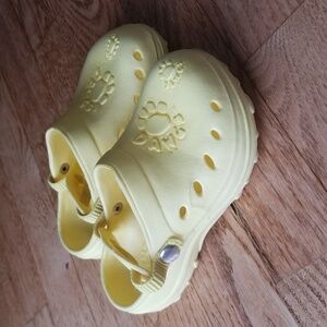 (10) DAWGS Comfortable Clog Pastel Breathable Water Beach Vacation Unisex
